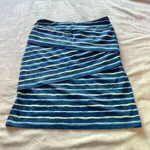 J. McLaughlin Women Striped Navy Asymmetrical Overlay Pencil Skirt Small Stretch